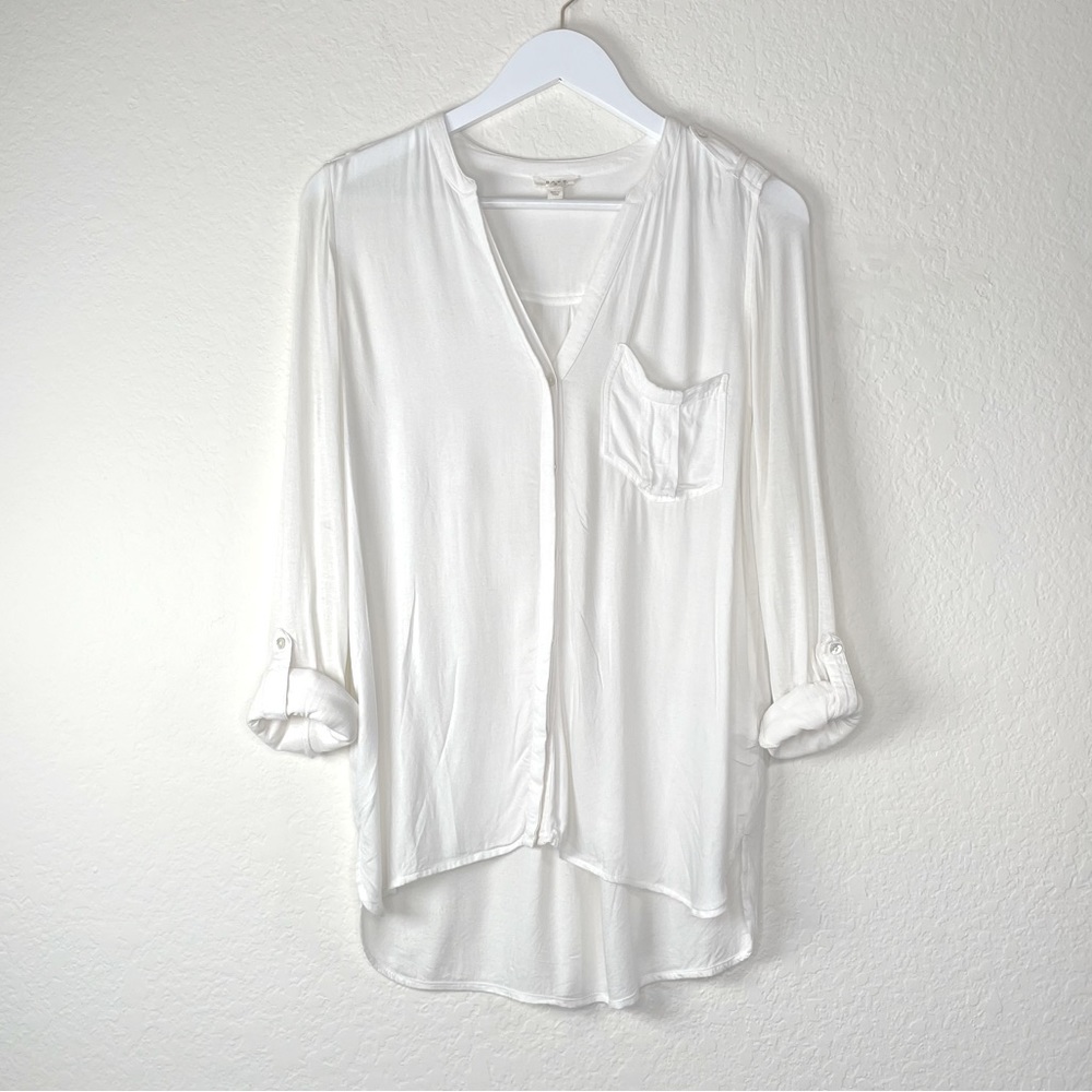 Soft Joie 3/4 Sleeve Roll Tab Sleeve White V-Neck Button Up - Small